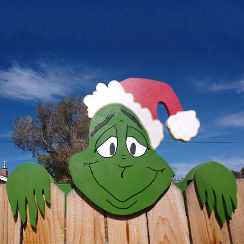 Christmas Themed Garden Fence Top Decoration